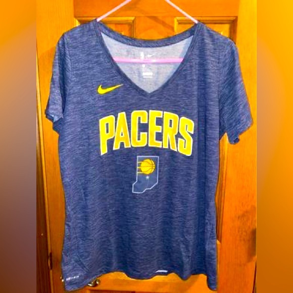 Indiana Pacers V-neck Driffit Graphic T-shirt Size Large NBA Indianapolis Nike - Picture 1 of 5